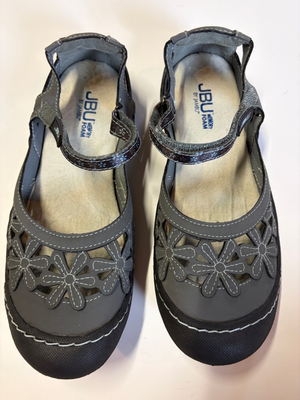 JBU by Jambu Mary Jane Flats Womens Gray Floral Cutout Comfort Size 8